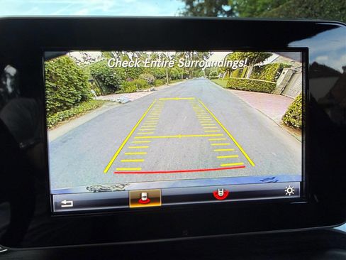 Used 2017 Mercedes-Benz C 300 Sedan image 34