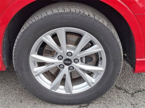 Used 2022 Audi Q3 2.0T Premium w/ Convenience Package image 9