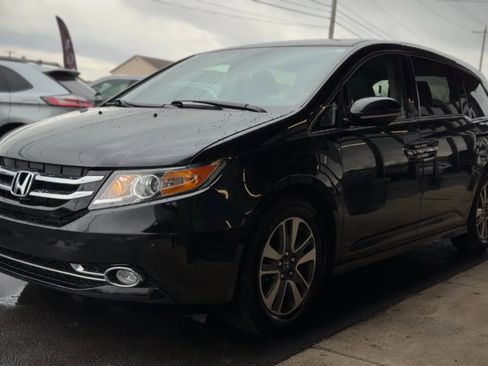 Used 2017 Honda Odyssey Touring Elite image 6