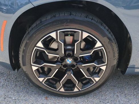Used 2025 BMW X3 xDrive30i w/ Premium Package AWD/4WD image 10
