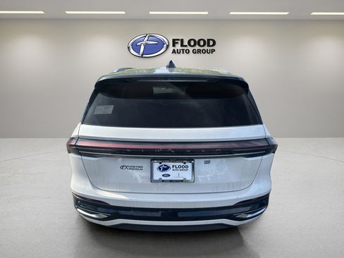 New 2026 Lincoln Nautilus Reserve AWD/4WD image 6