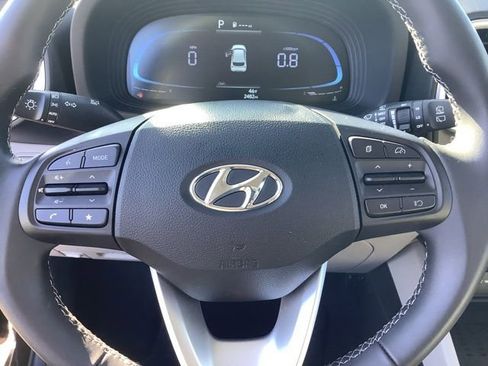 Certified 2026 Hyundai Venue SEL image 29