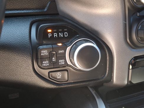 Used 2020 RAM 1500 Big Horn AWD/4WD image 14
