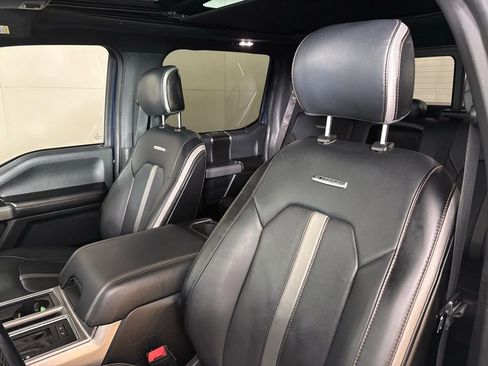 Used 2018 Ford F150 Platinum w/ Equipment Group 701A Luxury image 19