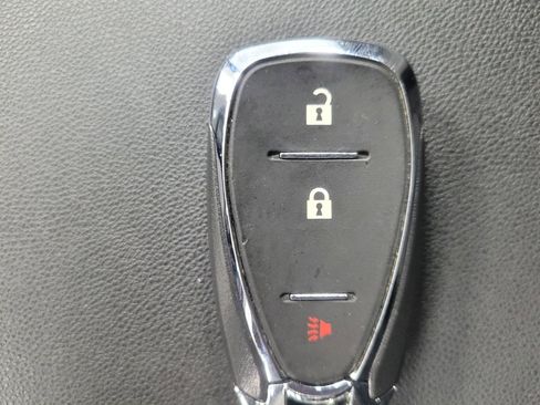 Used 2020 Chevrolet Equinox LT FWD image 32