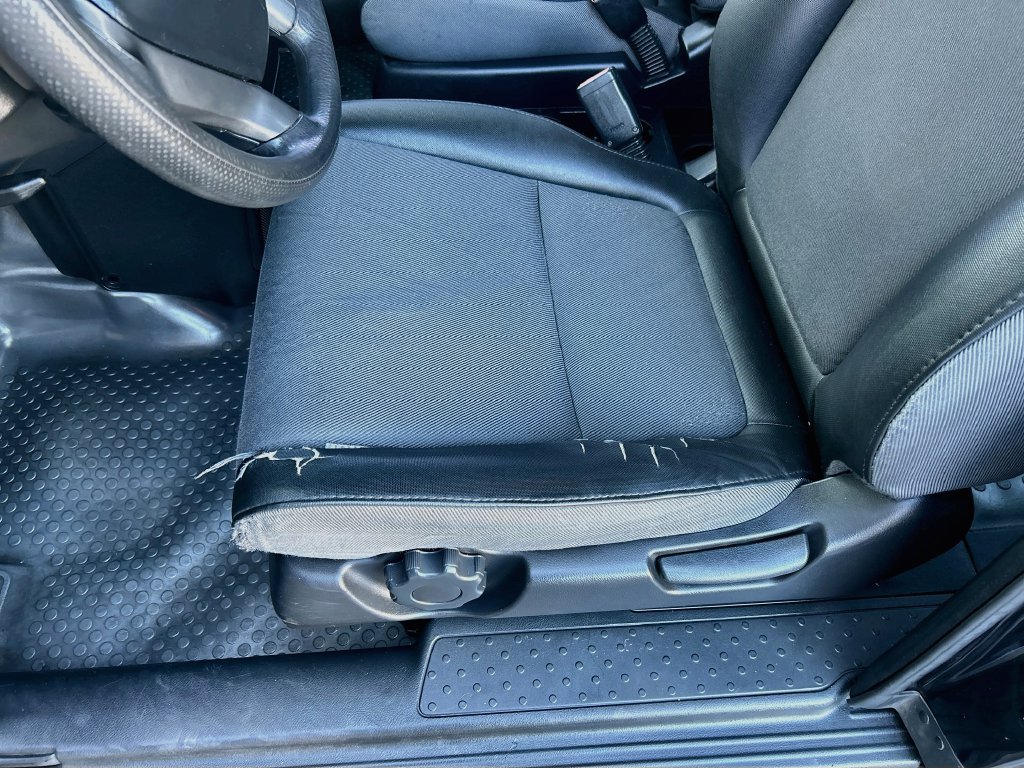 Used 2005 Honda Element EX image 18