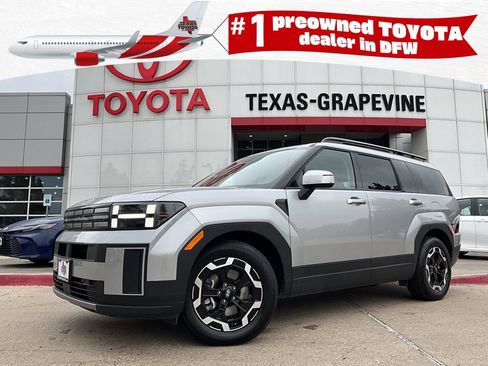 Used 2025 Hyundai Santa Fe SEL image 1