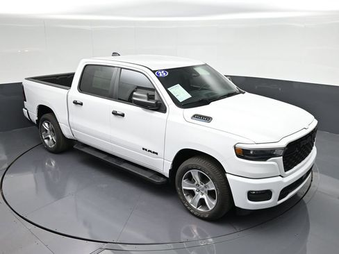 Used 2025 RAM 1500 Tradesman RWD image 21