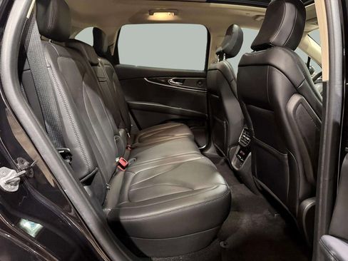 Certified 2021 Lincoln Nautilus Reserve w/ Equipment Group 201A image 25