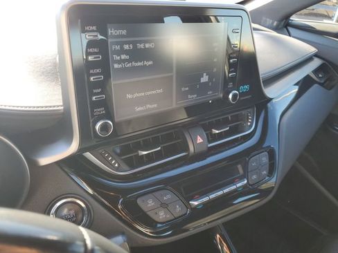 Used 2019 Toyota C-HR XLE image 25