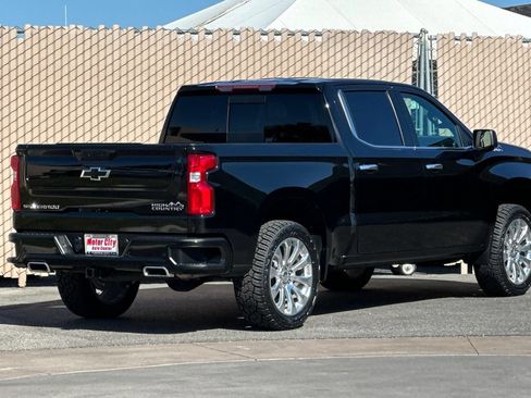 Used 2022 Chevrolet Silverado 1500 High Country w/ LPO, Dark Essentials Package AWD/4WD image 4