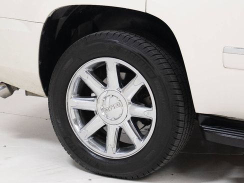 Used 2010 GMC Yukon SLT image 64