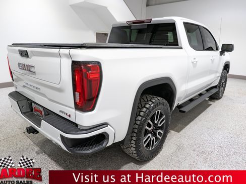 Used 2023 GMC Sierra 1500 AT4 w/ AT4 Preferred Package AWD/4WD image 5