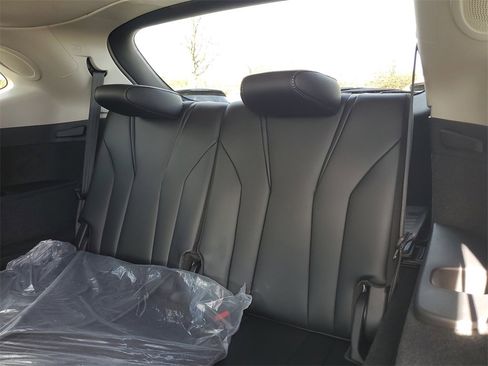 Certified 2025 Acura MDX w/ Technology Package image 15