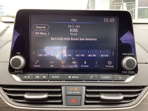 Used 2024 Nissan Altima 2.5 SV image 20