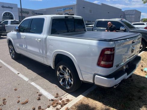 Used 2023 RAM 1500 Limited AWD/4WD image 2