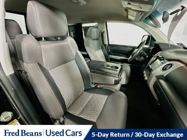 Used 2017 Toyota Tundra SR5 AWD/4WD image 33