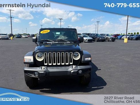 Used 2022 Jeep Wrangler Unlimited Sport AWD/4WD image 2