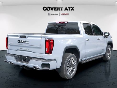 Used 2025 GMC Sierra 1500 Denali Ultimate AWD/4WD image 4