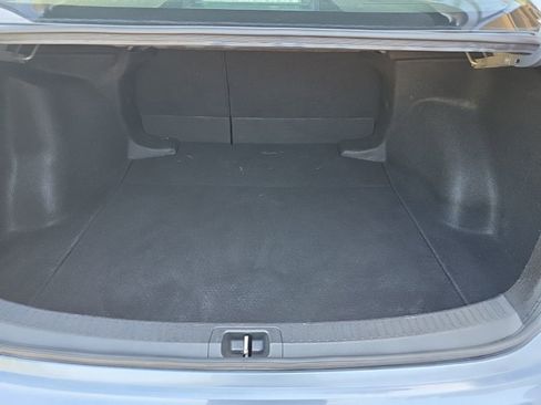 Used 2022 Toyota Corolla LE image 33