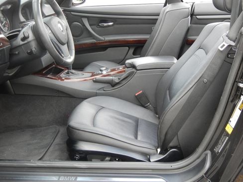 Used 2012 BMW 328i Convertible image 27