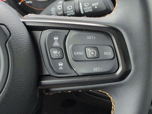 Certified 2024 Jeep Wrangler Unlimited Sport AWD/4WD image 31