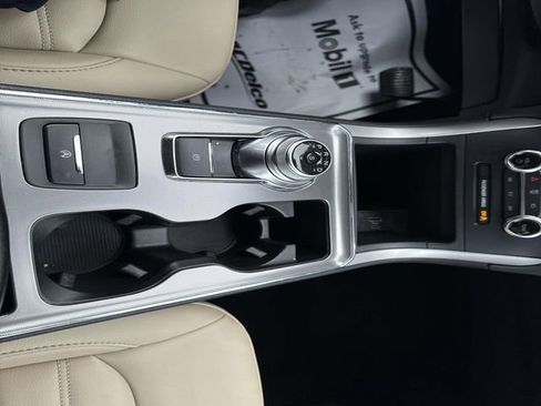 Used 2022 Ford Edge SEL image 20