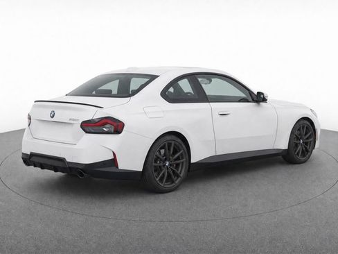 Used 2024 BMW 230i Coupe w/ Premium Package RWD image 3