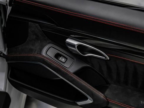 Used 2019 Porsche 718 Cayman GTS RWD image 87