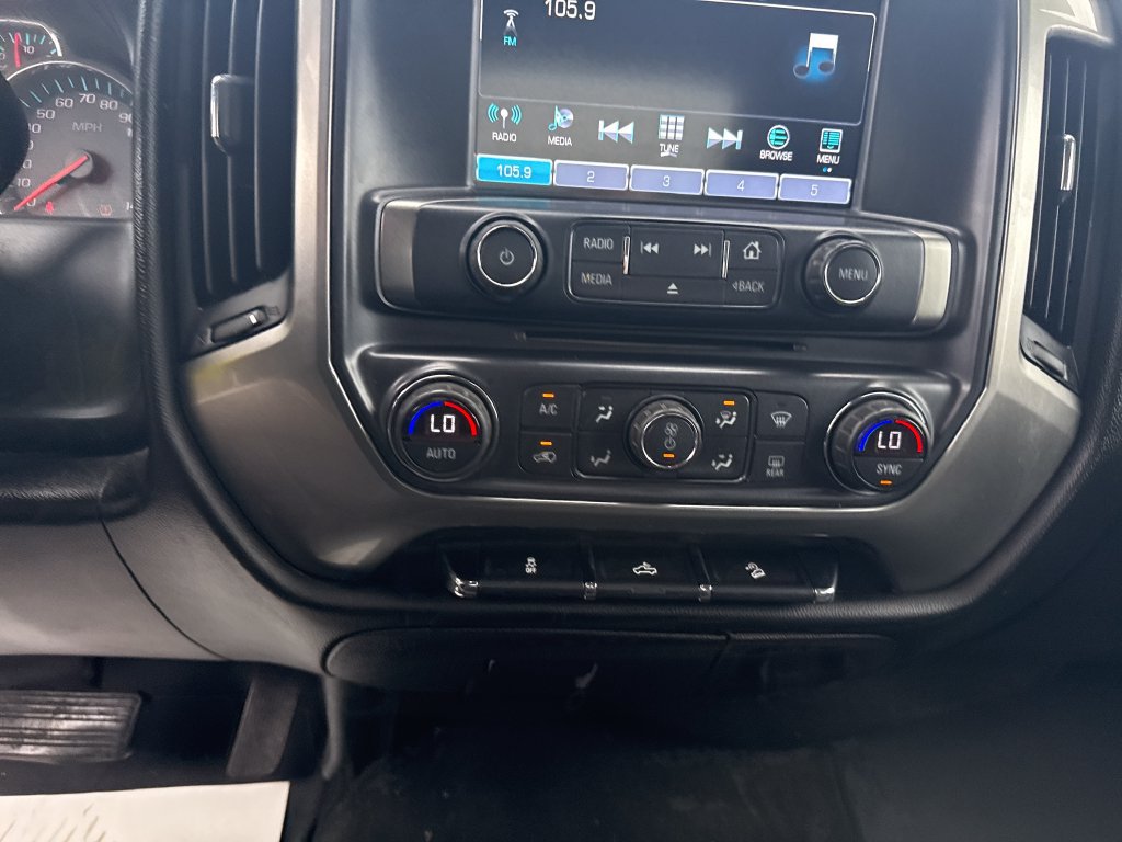Used 2018 Chevrolet Silverado 1500 LT w/ Texas Edition AWD/4WD image 33