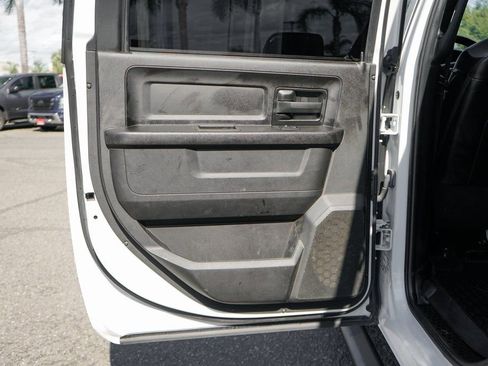 Used 2022 RAM 2500 Tradesman w/ Chrome Appearance Group image 30