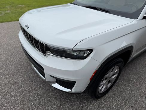 Used 2021 Jeep Grand Cherokee L Limited AWD/4WD image 4
