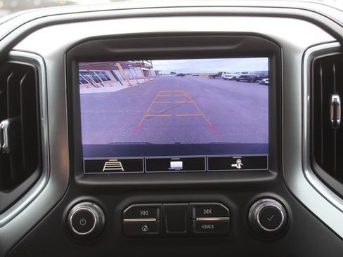 Used 2020 Chevrolet Silverado 1500 LT Trail Boss AWD/4WD image 30