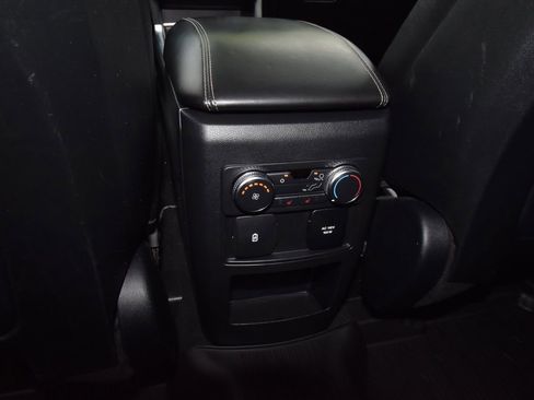 Used 2020 Ford Explorer Limited RWD image 20