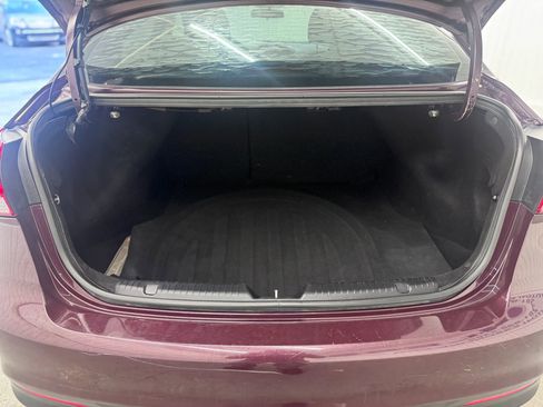 Used 2018 Kia Forte LX image 13