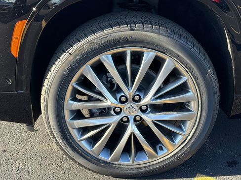 New 2026 Buick Enclave Avenir w/ Super Cruise Package image 13