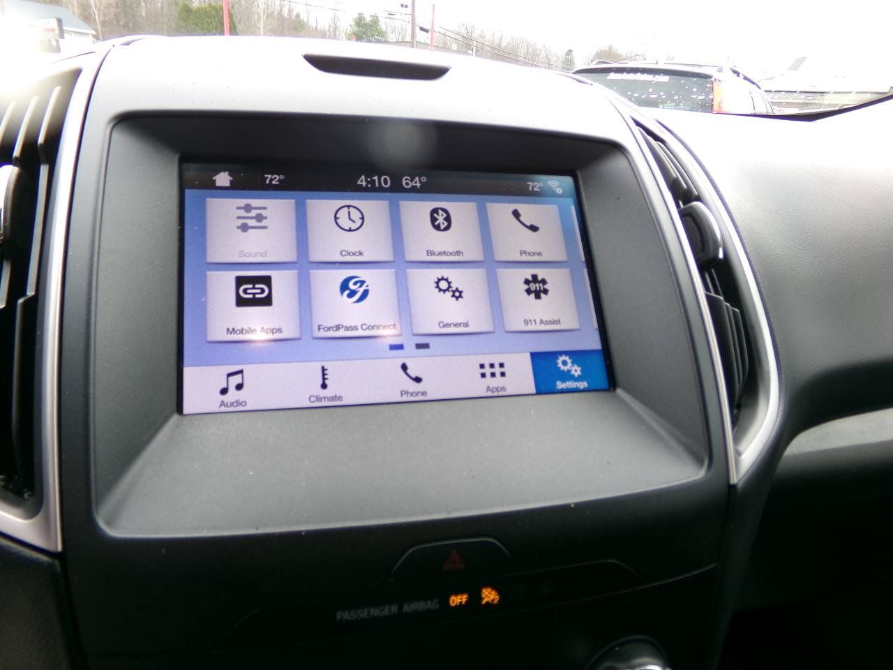 Used 2019 Ford Edge SEL FWD image 15