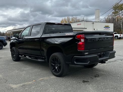 Used 2025 Chevrolet Silverado 1500 Custom Trail Boss w/ Turbomax Blackout Package image 5
