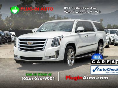 Used 2018 Cadillac Escalade ESV Luxury