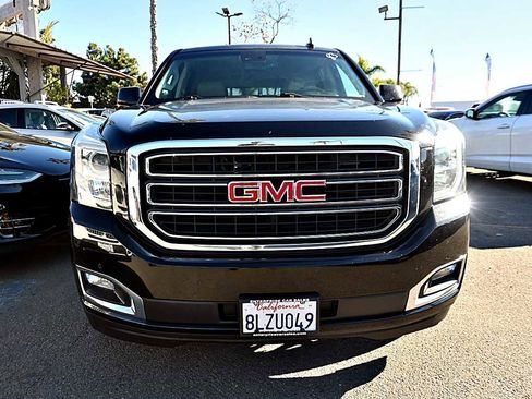 Used 2018 GMC Yukon XL SLT image 2