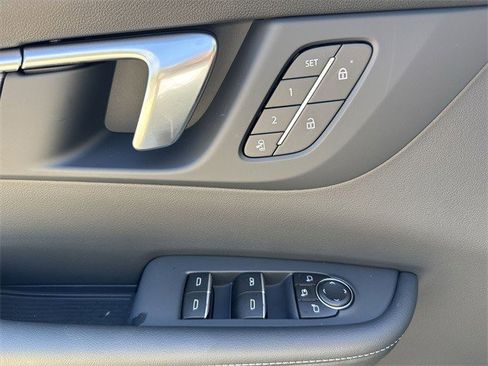 New 2026 Buick Enclave Sport Touring w/ Power Package image 13