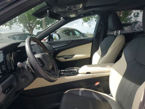 Used 2024 Lexus NX 250 FWD image 19