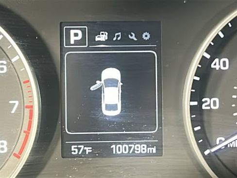 Used 2018 Hyundai Elantra SEL FWD image 19