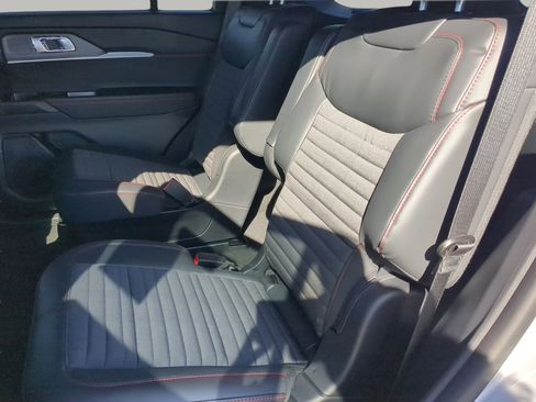 New 2026 Ford Explorer ST-Line w/ ST-Line Street Pack image 50