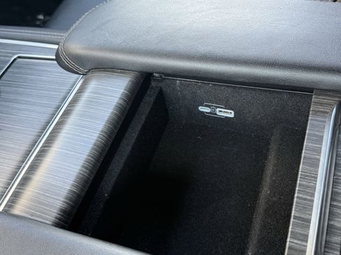 Used 2024 Jeep Wagoneer Series II w/ Flexible Seating Group image 76