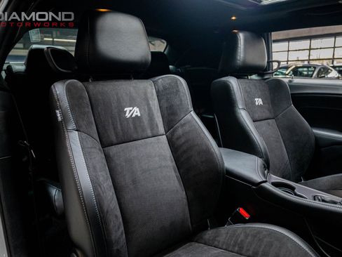 Used 2023 Dodge Challenger R/T w/ T/A Package image 16