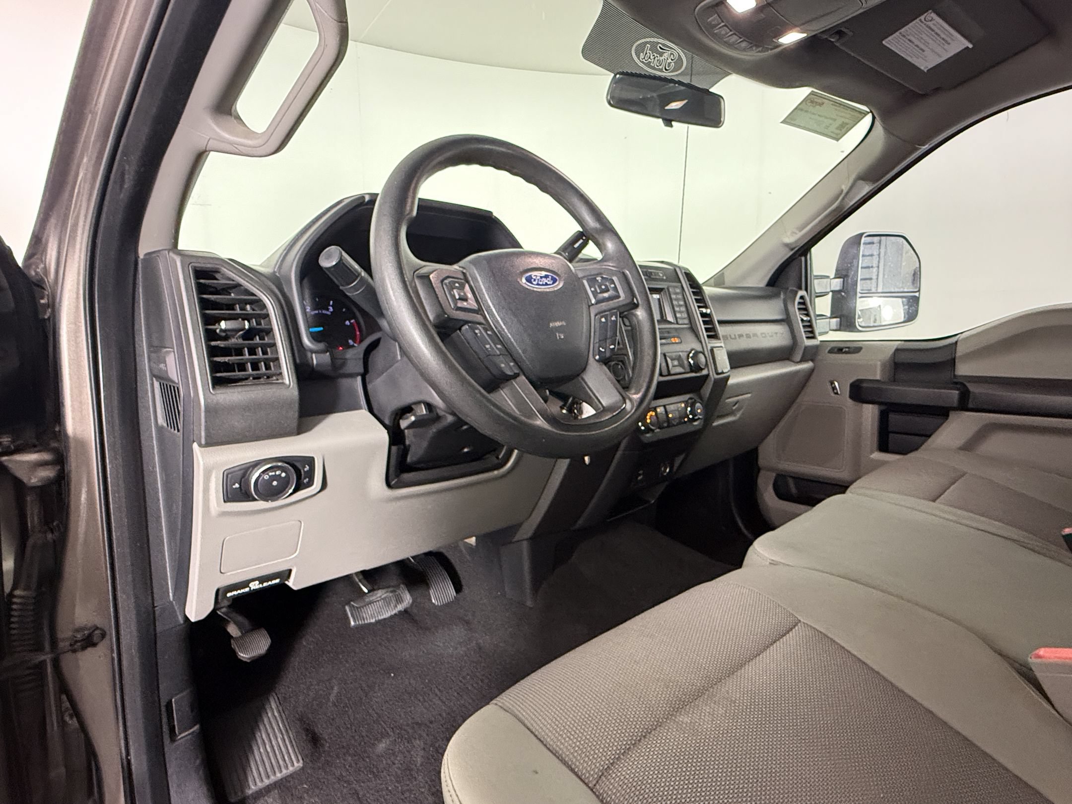 Used 2019 Ford F250 XL w/ STX Appearance Package AWD/4WD image 23