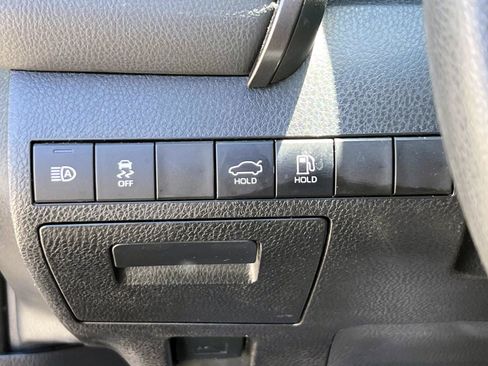Used 2022 Toyota Camry LE AWD/4WD image 19