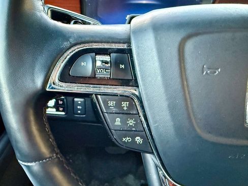Used 2023 Lincoln Navigator Reserve image 20