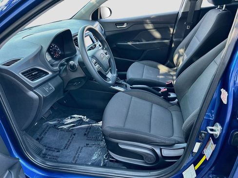 Used 2018 Hyundai Accent SE FWD image 19